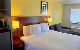 Lakeshore Inn Water Front